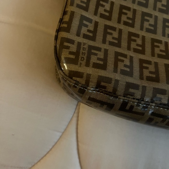 Vintage Fendi Baguette viynl - Picture 8 of 11